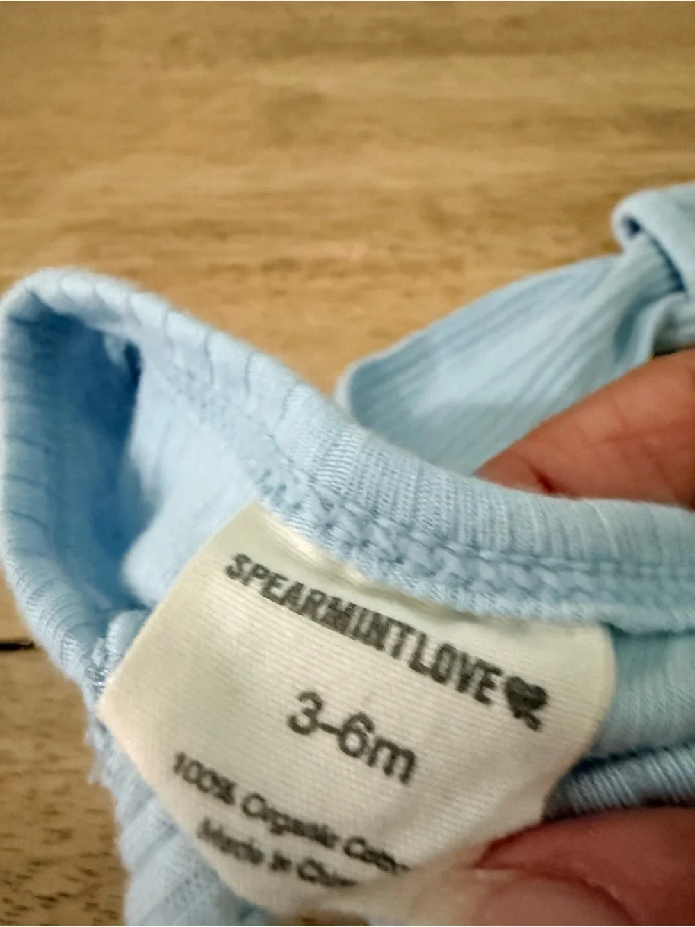 Spearmint Love EUC! 3/6 month